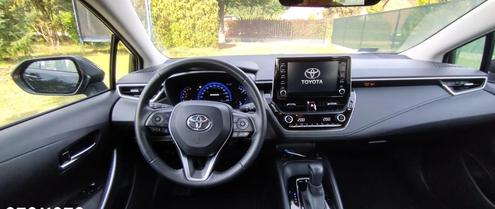 Toyota Corolla cena 69883 przebieg: 65450, rok produkcji 2021 z Lubliniec małe 46